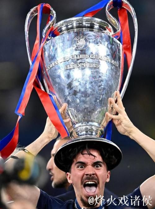 维蒂尼亚：逆转比赛并非首次，强势进球展示实力